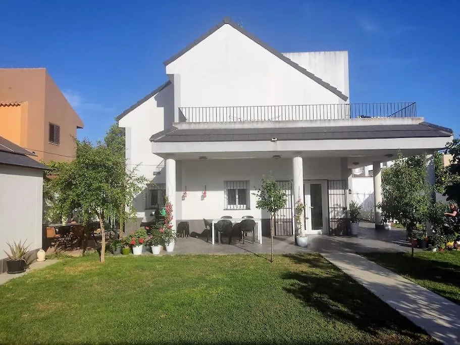 Chalet Con Piscina San Fernando