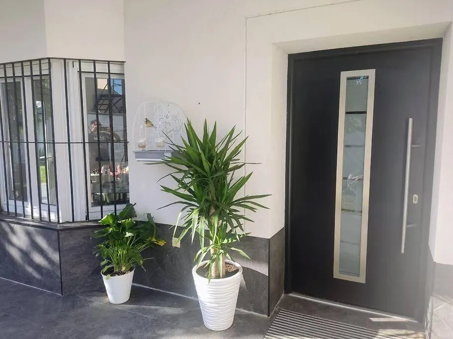 Holiday home Chalet Con Piscina San Fernando